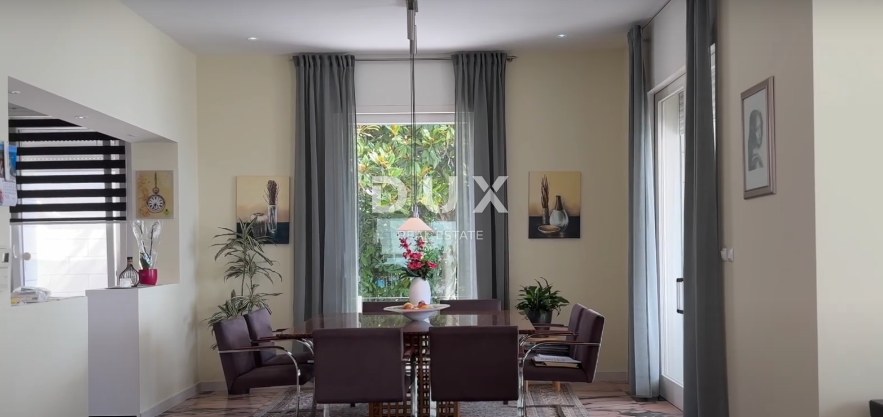 Casa Ičići, Opatija - Okolica, 700m2