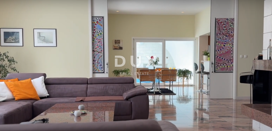 Casa Ičići, Opatija - Okolica, 700m2