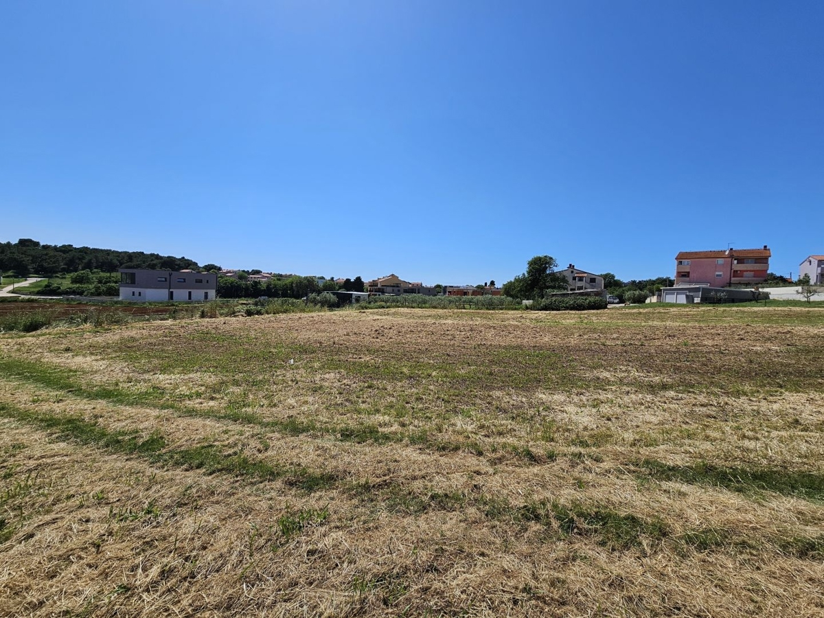 ISTRIA, POMER - Terreno edificabile con vista mare, perfetto per costruire una villa/casa/casa unifamiliare