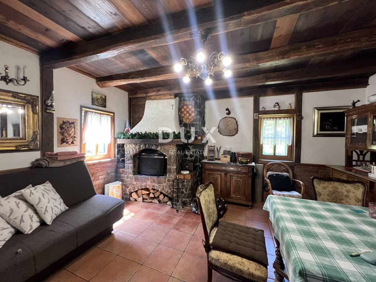 GORSKI KOTAR, HLEVCI – due case su un terreno di 2.869 m²