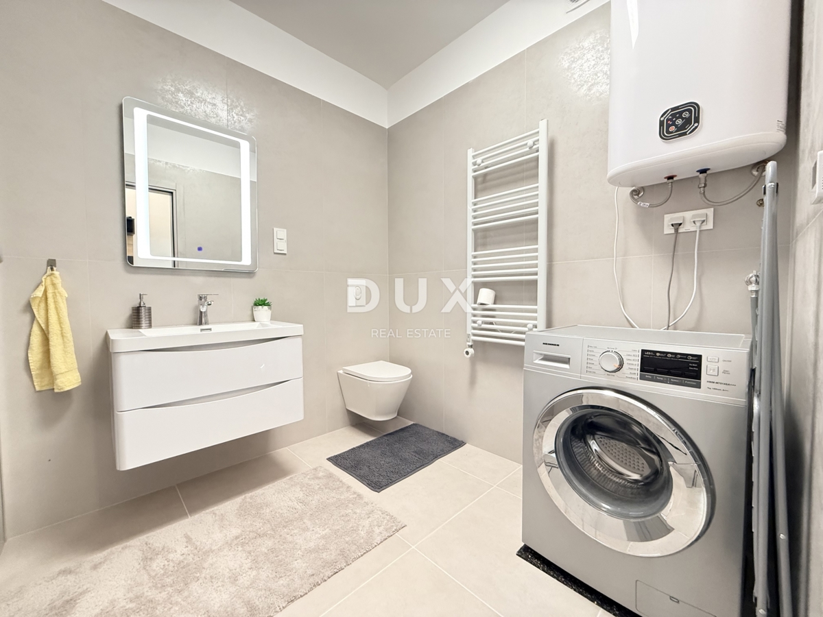 KLENOVICA - lussuoso appartamento in prima fila sul mare in un nuovo edificio