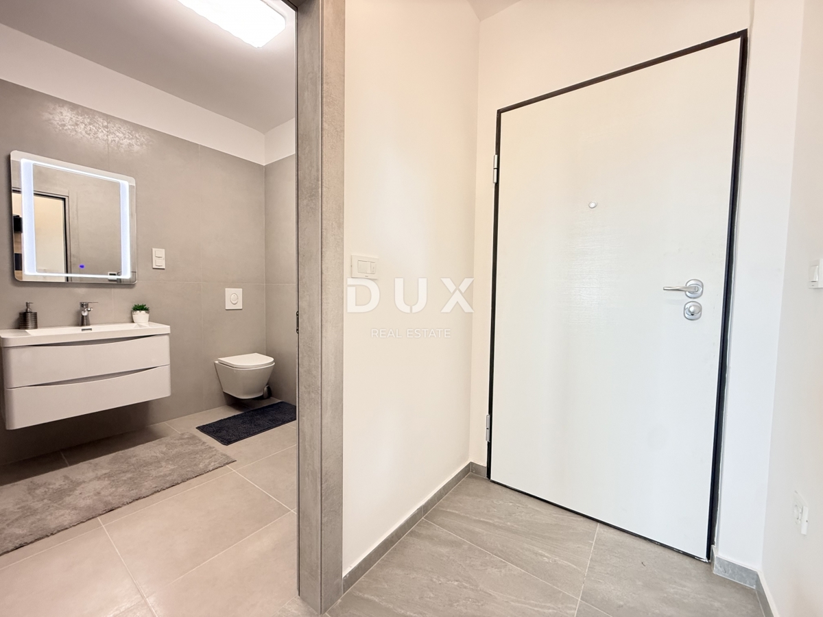 KLENOVICA - lussuoso appartamento in prima fila sul mare in un nuovo edificio