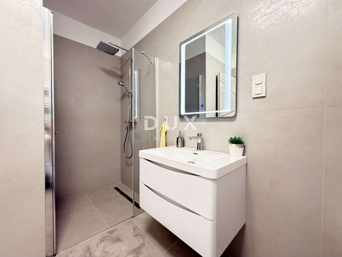 KLENOVICA - lussuoso appartamento in prima fila sul mare in un nuovo edificio