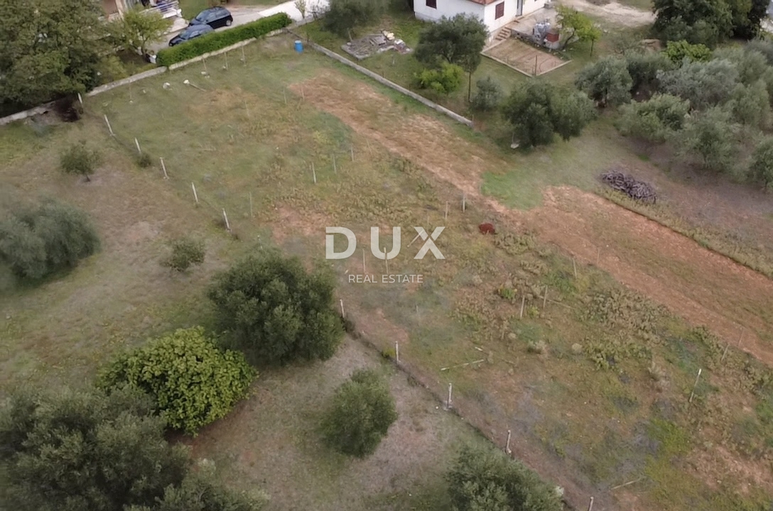 ZADAR, POLIČNIK – Terreno edificabile 2.166 m², Ottima posizione