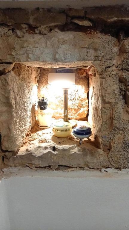 ISTRIA, VODNJAN - Casa ristrutturata con due appartamenti