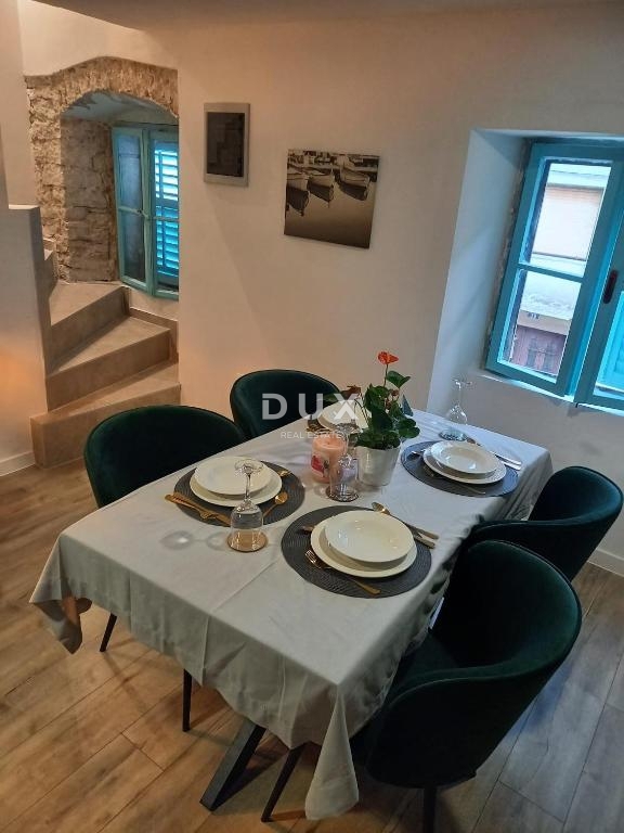 ISTRIA, VODNJAN - Casa ristrutturata con due appartamenti