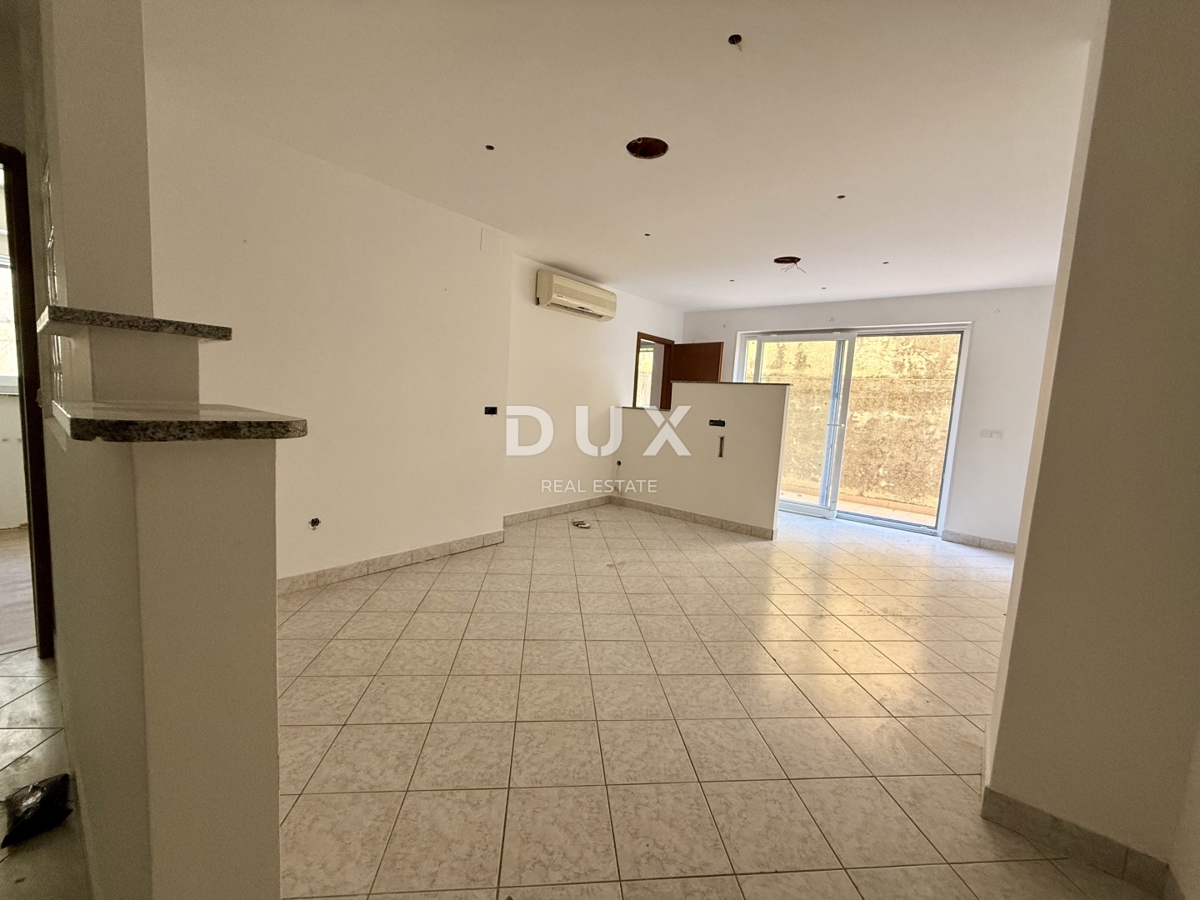 ISOLA DI KRK, NJIVICE - 3CAMERE DA LETTO+SALONE vicino al mare!