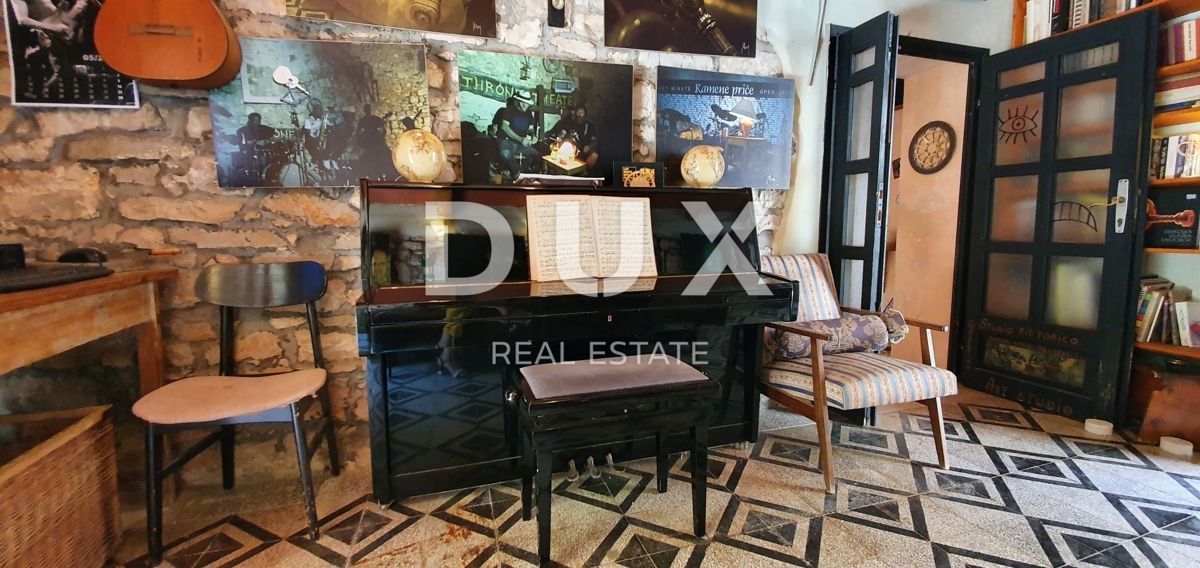 ISTRIA, BALE - Fiaba di pietra nel cuore della città, 5 appartamenti e uffici