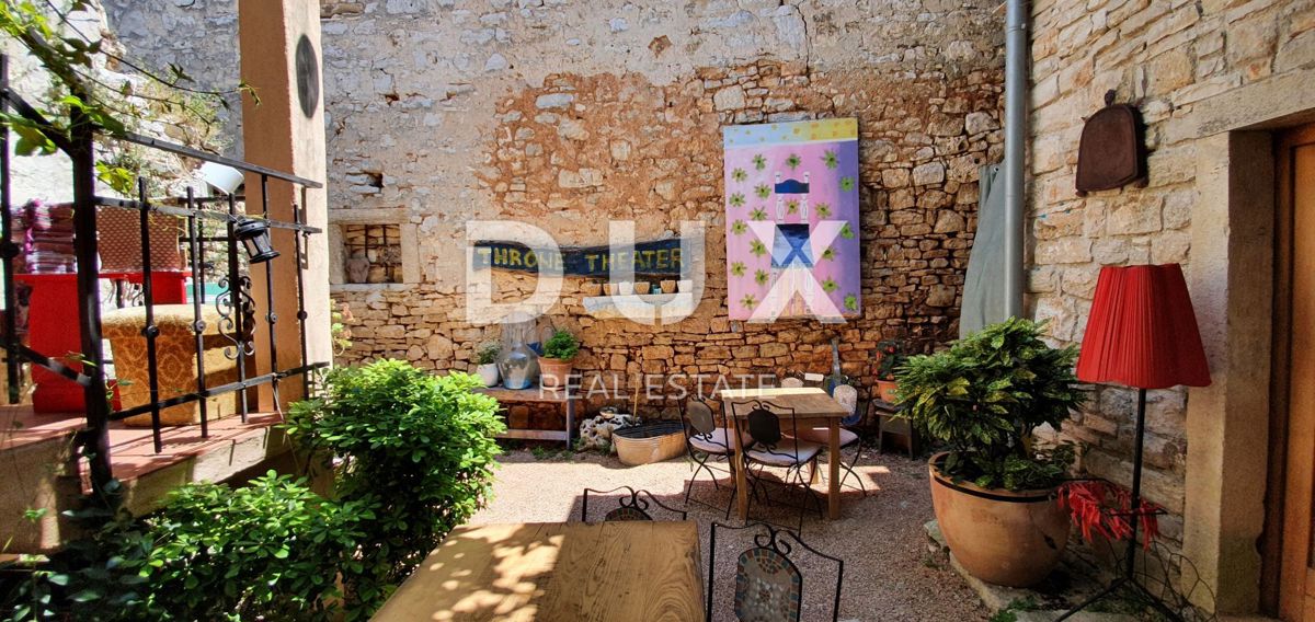 ISTRIA, BALE - Fiaba di pietra nel cuore della città, 5 appartamenti e uffici