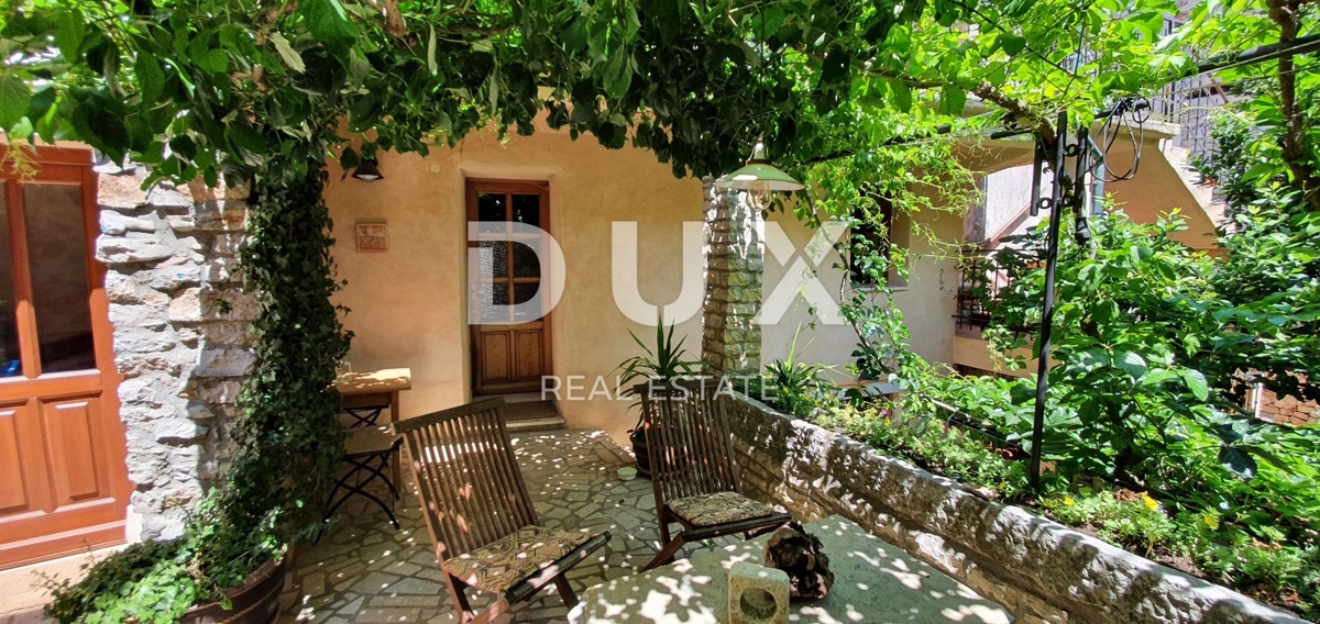 ISTRIA, BALE - Fiaba di pietra nel cuore della città, 5 appartamenti e uffici