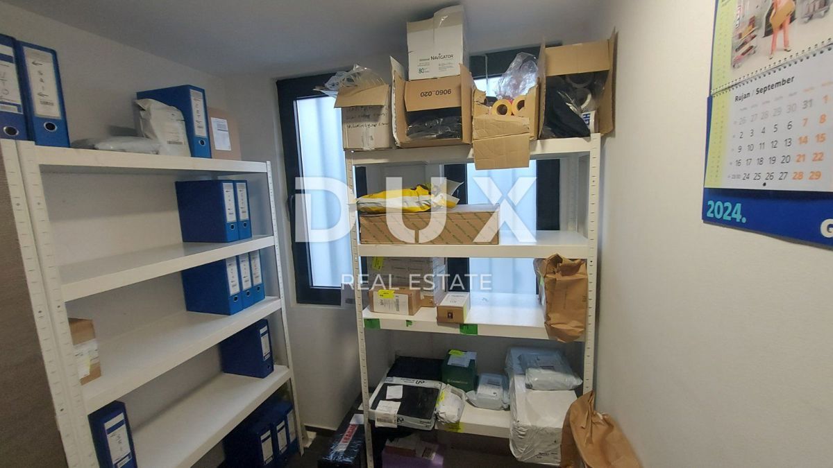 RIJEKA, ČAVLE - fabbricato agricolo di 380 m2, su terreno edificabile di 3763 m2