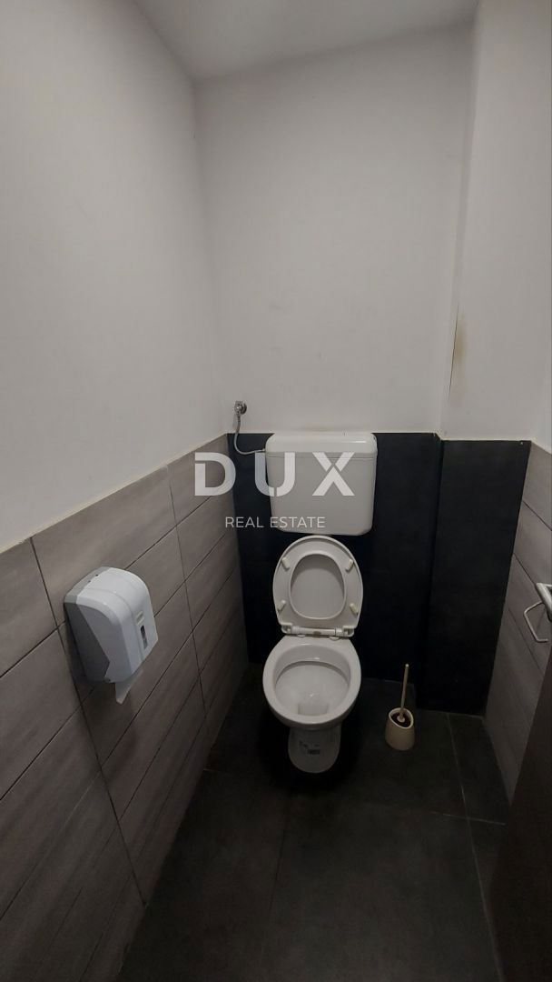 RIJEKA, ČAVLE - fabbricato agricolo di 380 m2, su terreno edificabile di 3763 m2