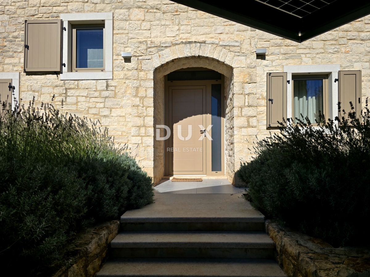 ISTRIA, VIŽINADA - Moderna casa rustica con piscina