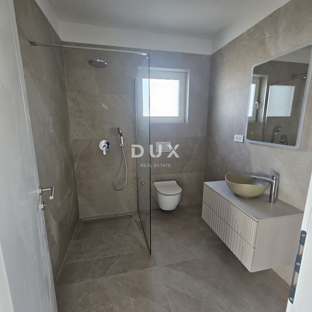 NOVI VINODOLSKI, SMOKVICA - appartamento in una nuova costruzione, vicino al mare