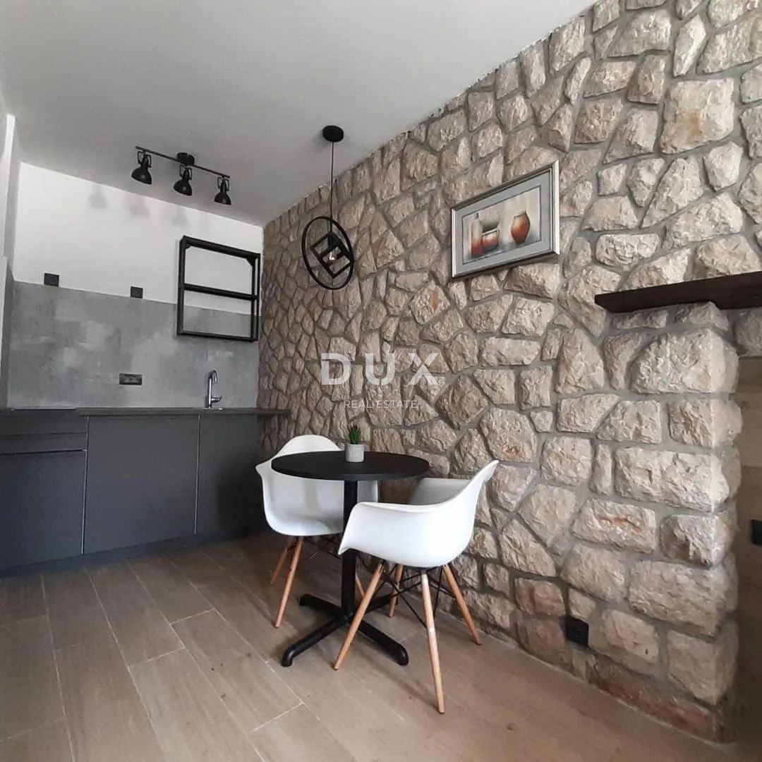 CRIKVENICA - Casa a schiera, nel centro di Crikvenica