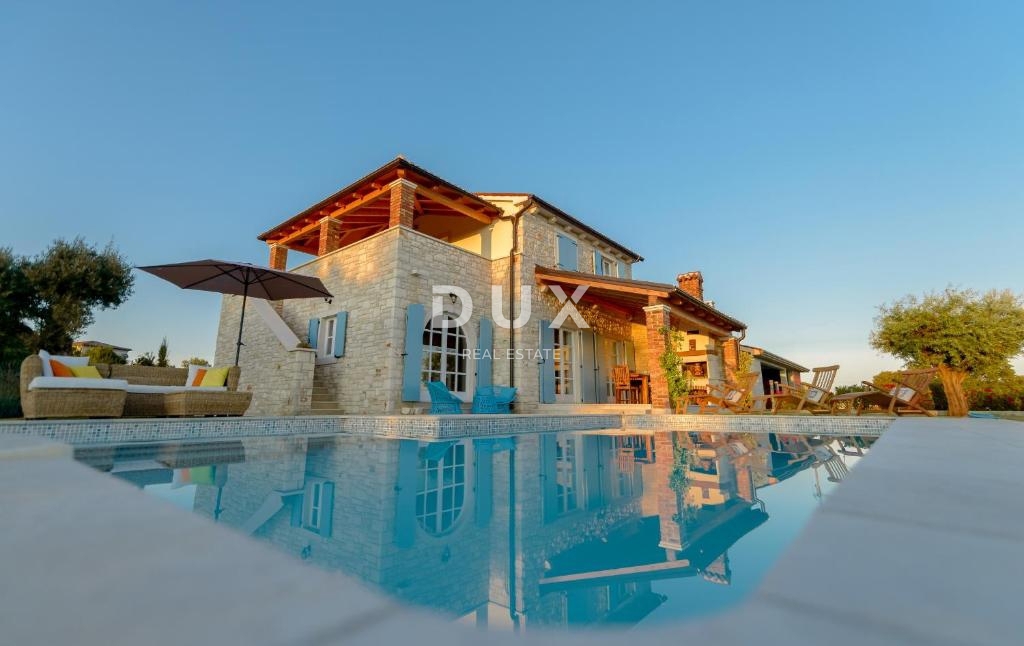 ISTRIA, SVETI LOVREČ - Villa con autentico fascino istriano - una combinazione di tradizione ed eleganza
