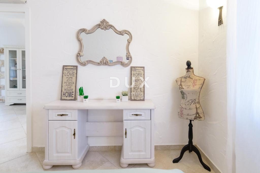 ISTRIA, SVETI LOVREČ - Villa con autentico fascino istriano - una combinazione di tradizione ed eleganza