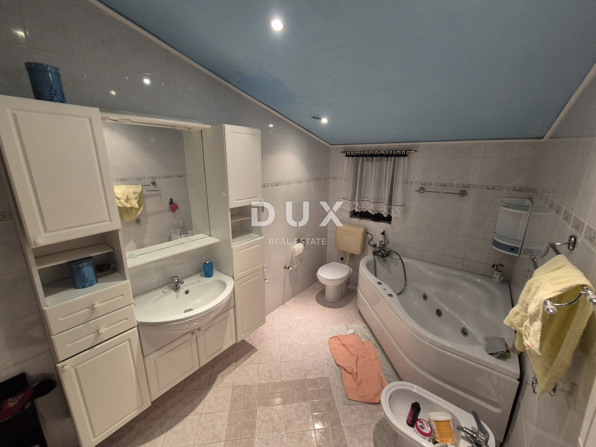 ISTRIA, SALVORE - Due case con garage + terreno edificabile - 200 m DAL MARE!!