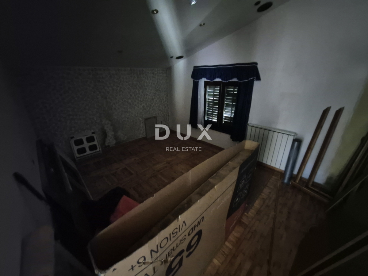 ISTRIA, SALVORE - Due case con garage + terreno edificabile - 200 m DAL MARE!!