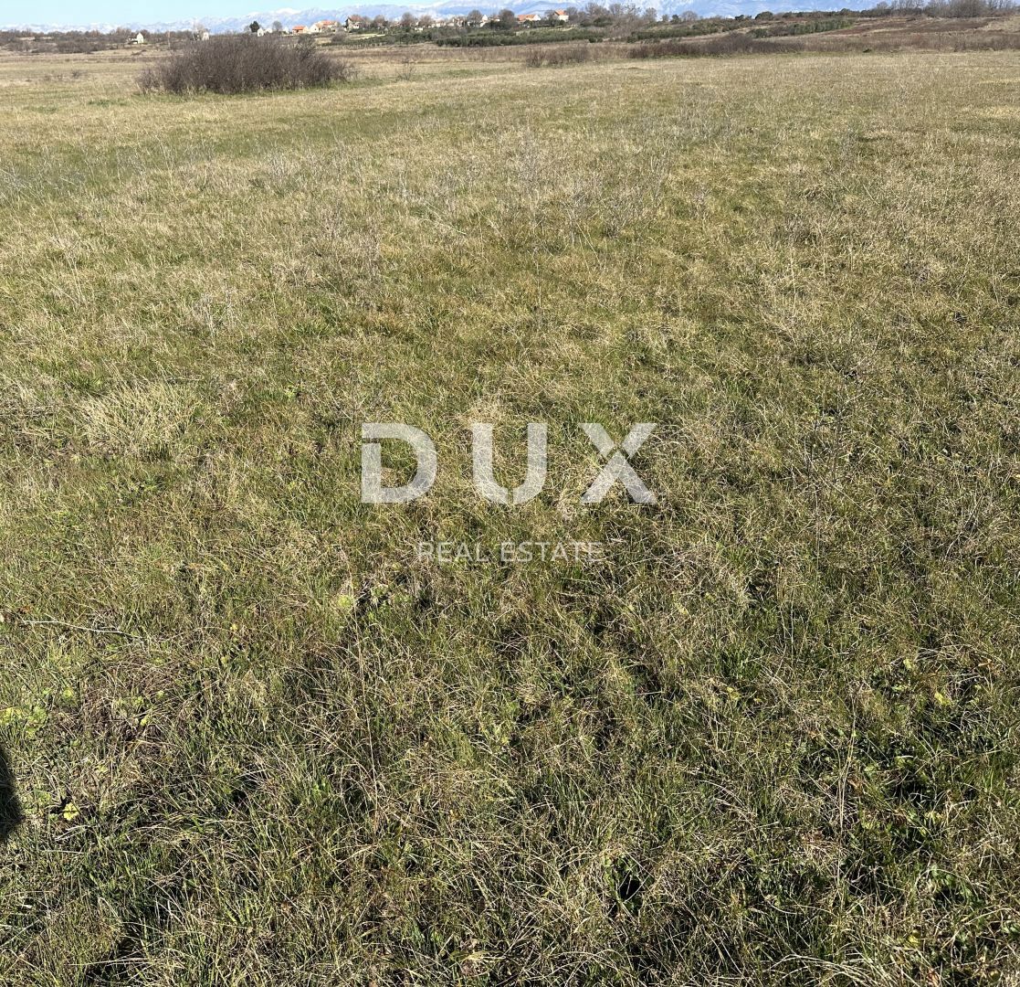 ZEMUNIK DONJI - Terreno edificabile 803m²!