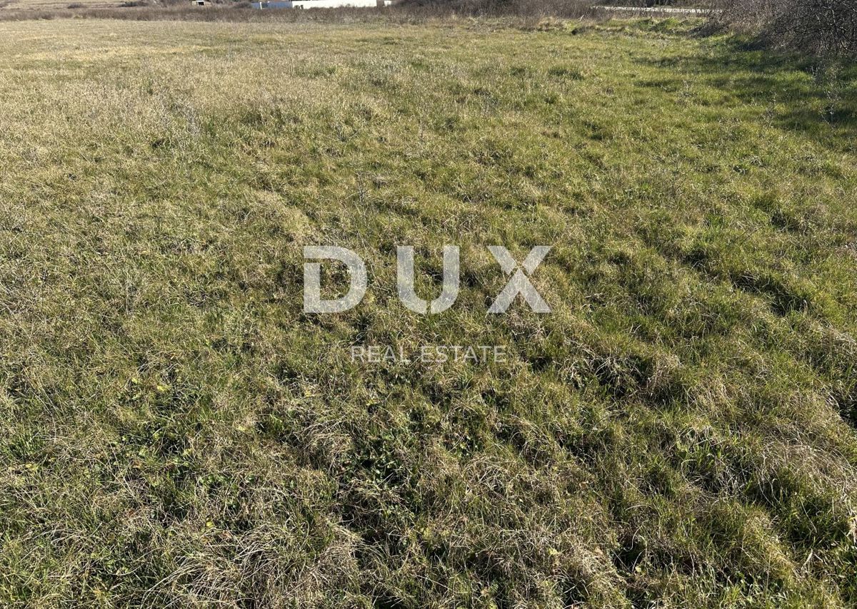 ZEMUNIK DONJI - Terreno edificabile 803m²!
