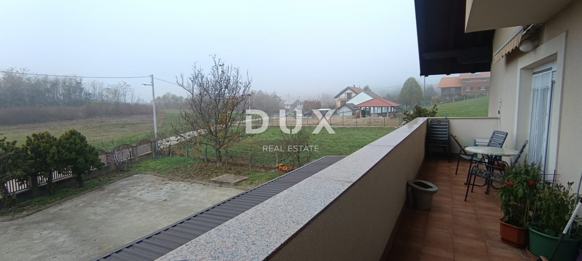 ZAGABRIA, VRAPČE - Casa familiare in posizione tranquilla