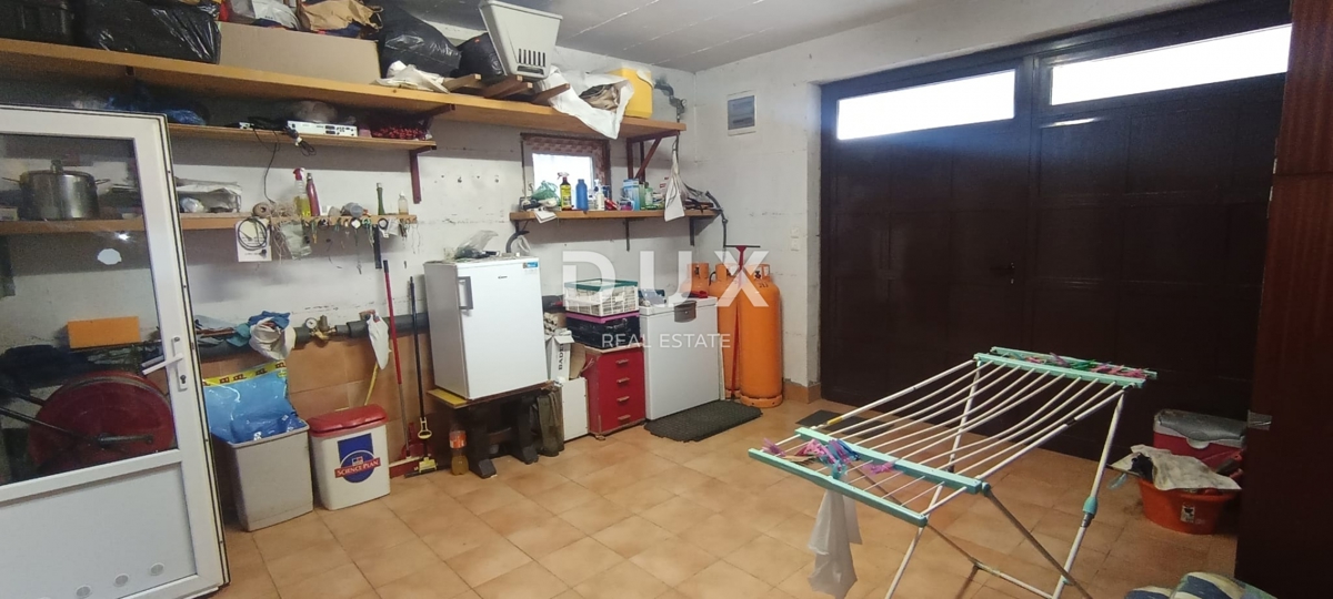 ZAGABRIA, VRAPČE - Casa familiare in posizione tranquilla