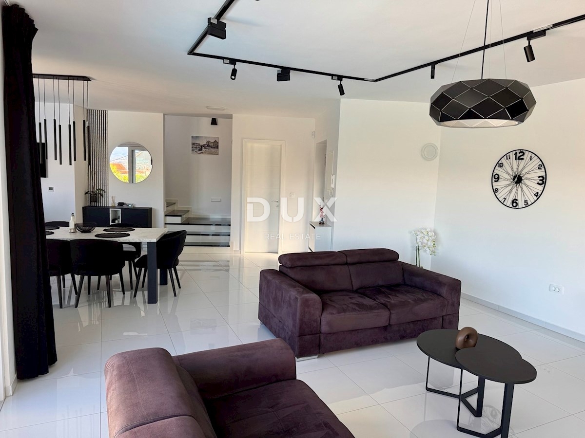 ISOLA DI KRK, MALINSKA – villa indipendente con piscina, vista mare e massima privacy