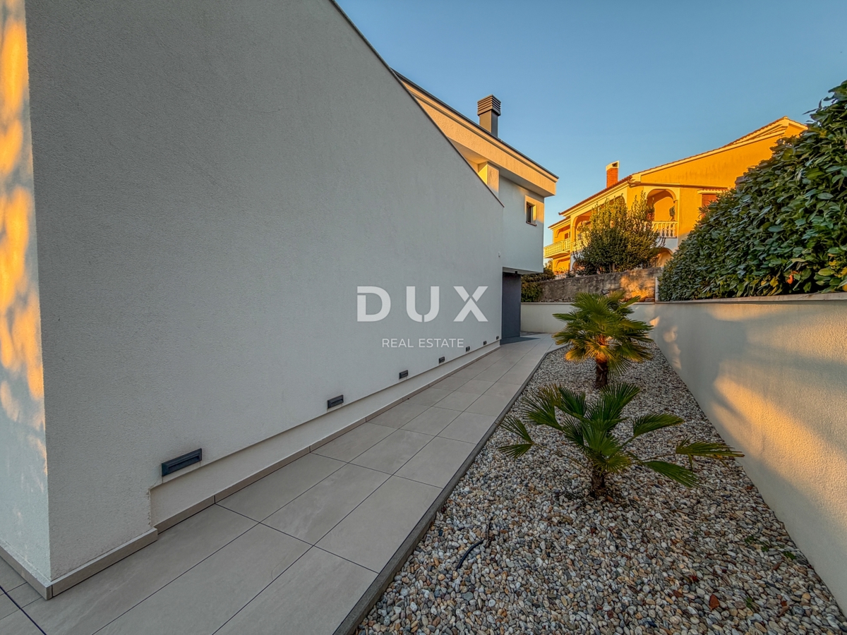 ISOLA DI KRK, MALINSKA – villa indipendente con piscina, vista mare e massima privacy