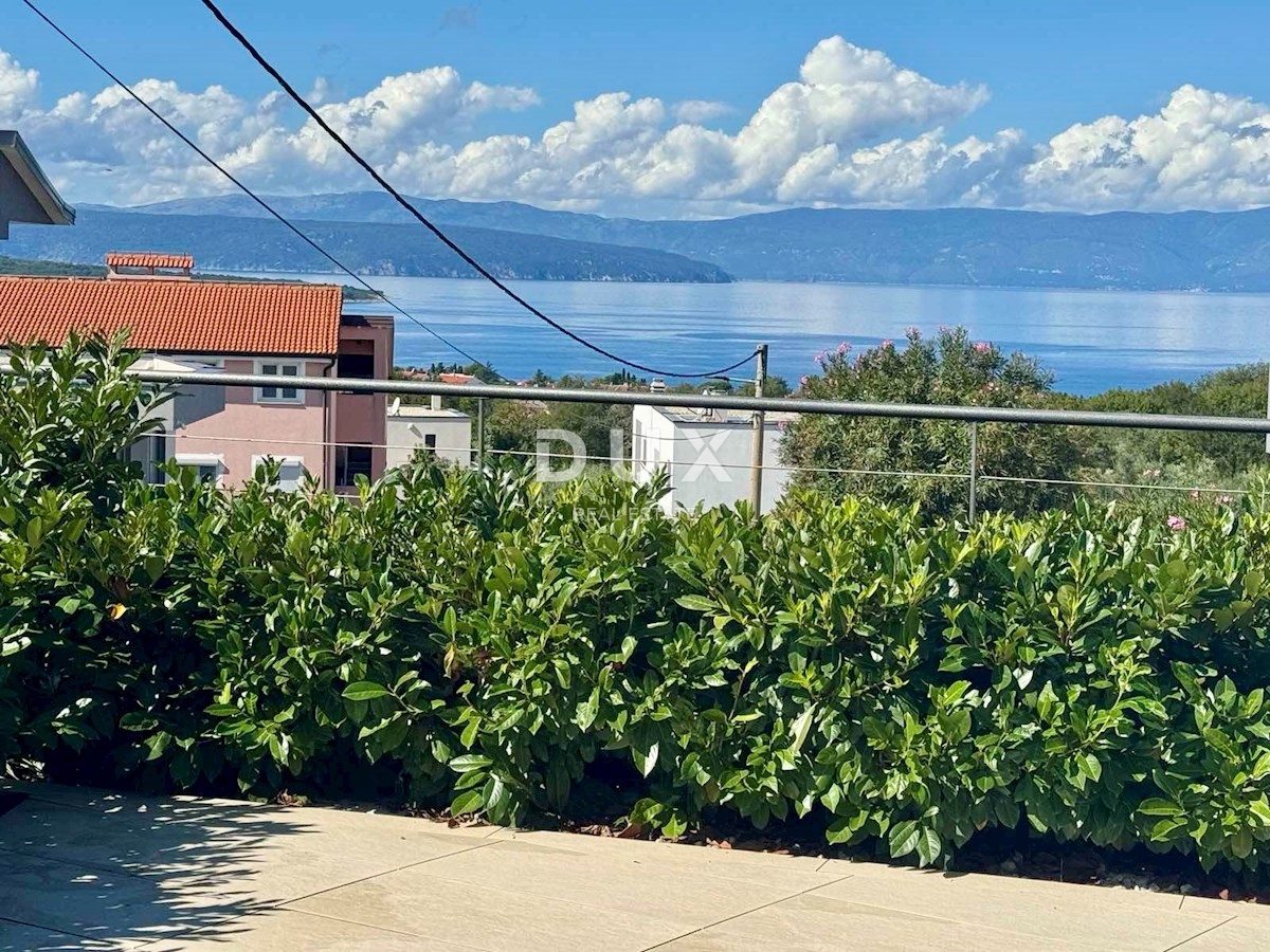 ISOLA DI KRK, MALINSKA – villa indipendente con piscina, vista mare e massima privacy