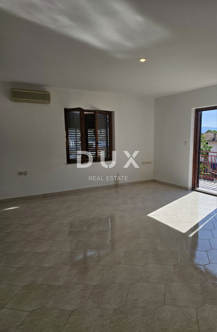 LOVRAN, CENTRO - Appartamento con 3 camere da letto in ottima posizione