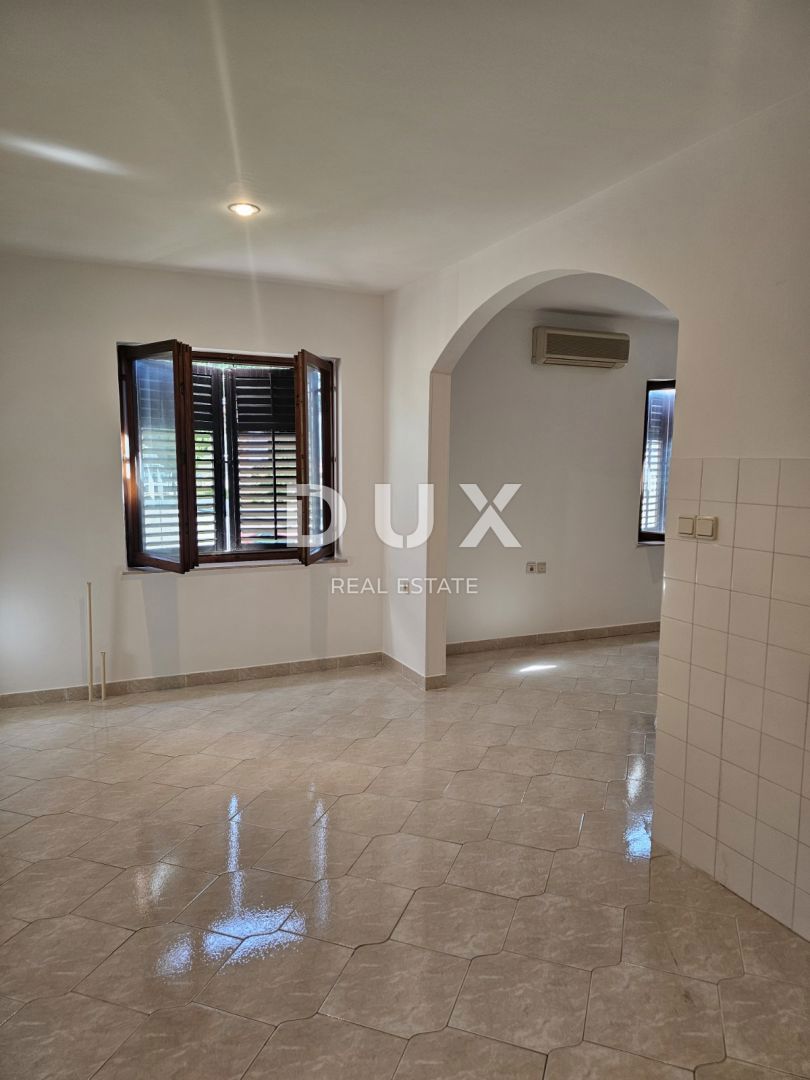 LOVRAN, CENTRO - Appartamento con 3 camere da letto in ottima posizione