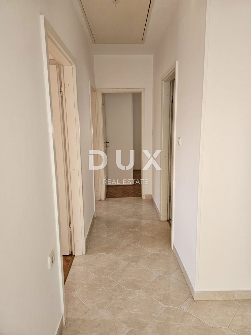 LOVRAN, CENTRO - Appartamento con 3 camere da letto in ottima posizione