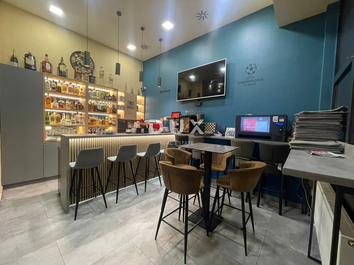ZAGABRIA, DUBRAVA - Bar caffetteria ben avviato con galleria e terrazza - Possibilità di conversione