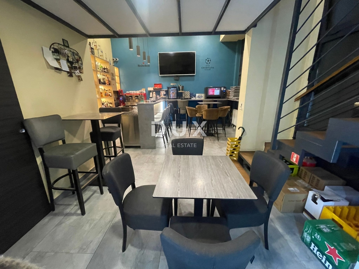 ZAGABRIA, DUBRAVA - Bar caffetteria ben avviato con galleria e terrazza - Possibilità di conversione