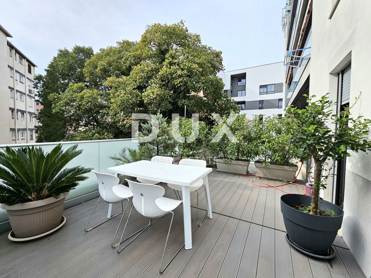 ISTRIA, POLA, CENTRO - Appartamento di alta qualità con 3 camere da letto e 2 bagni in una posizione attraente con parcheggio privato in garage