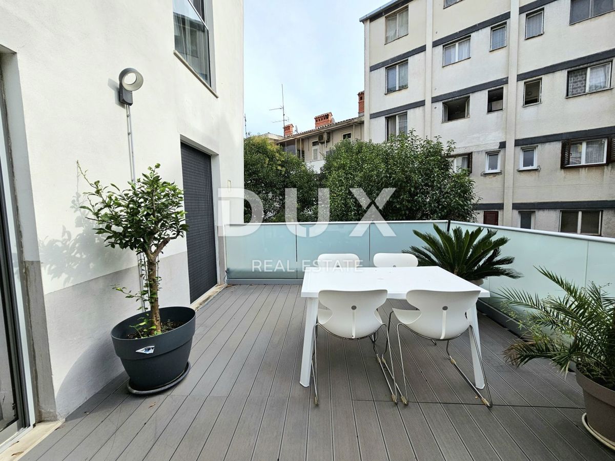 ISTRIA, POLA, CENTRO - Appartamento di alta qualità con 3 camere da letto e 2 bagni in una posizione attraente con parcheggio privato in garage