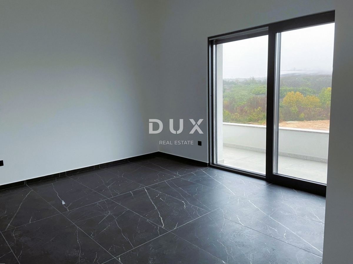 ISOLA DI KRK, CITTÀ DI KRK - Attico moderno di 100 m2