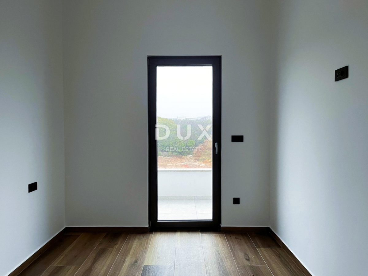 ISOLA DI KRK, CITTÀ DI KRK - Attico moderno di 100 m2