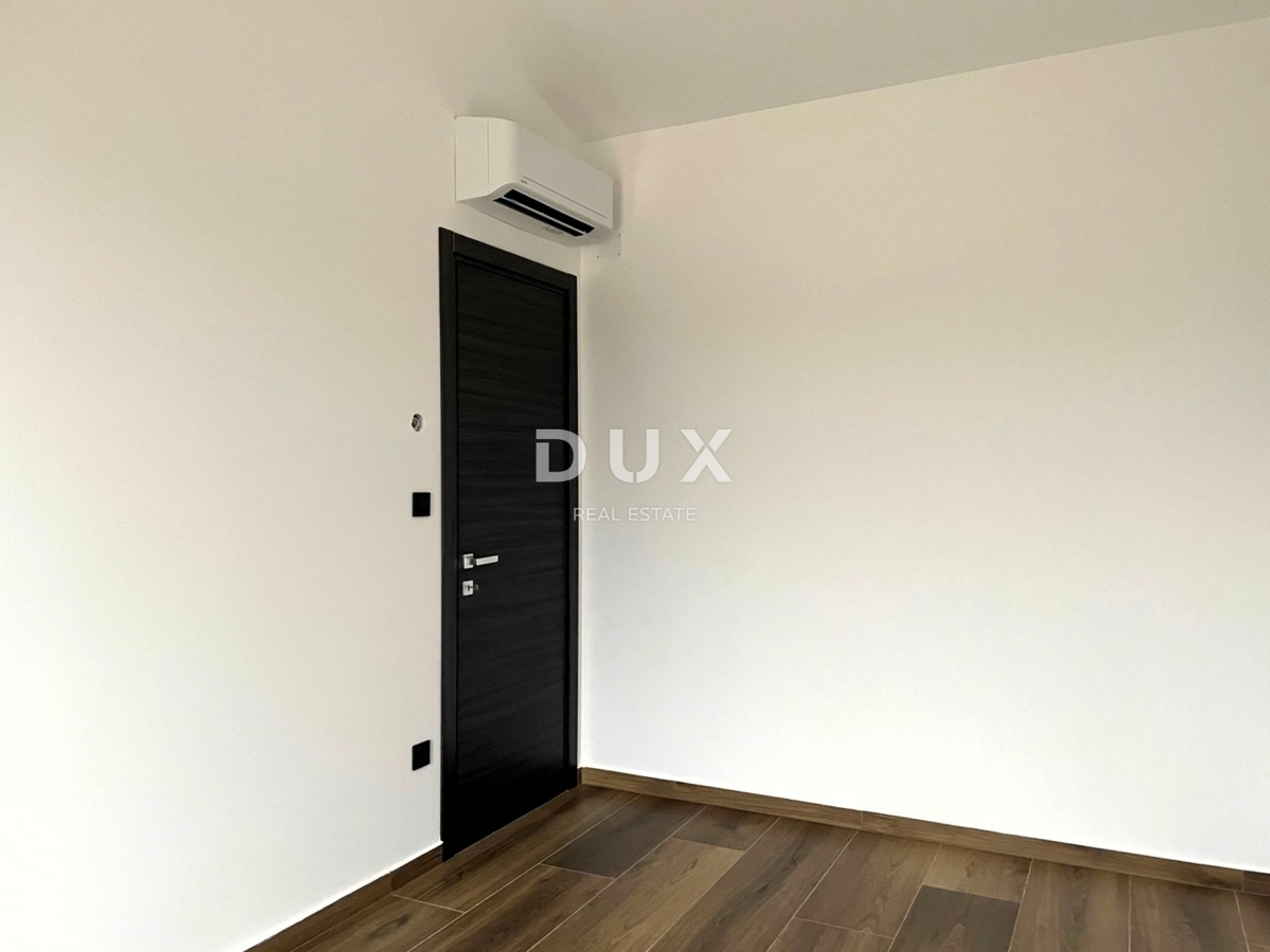 ISOLA DI KRK, CITTÀ DI KRK - Attico moderno di 100 m2