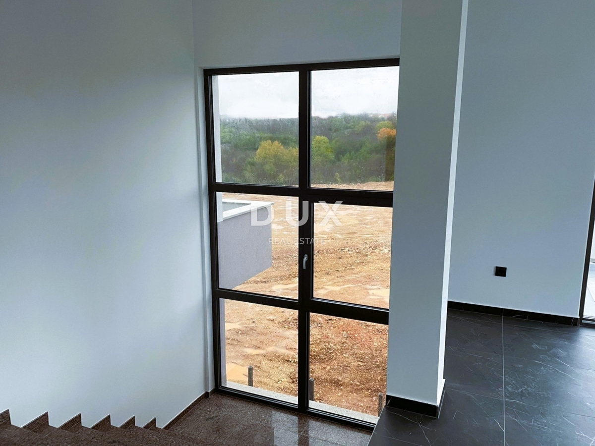 ISOLA DI KRK, CITTÀ DI KRK - Attico moderno di 100 m2