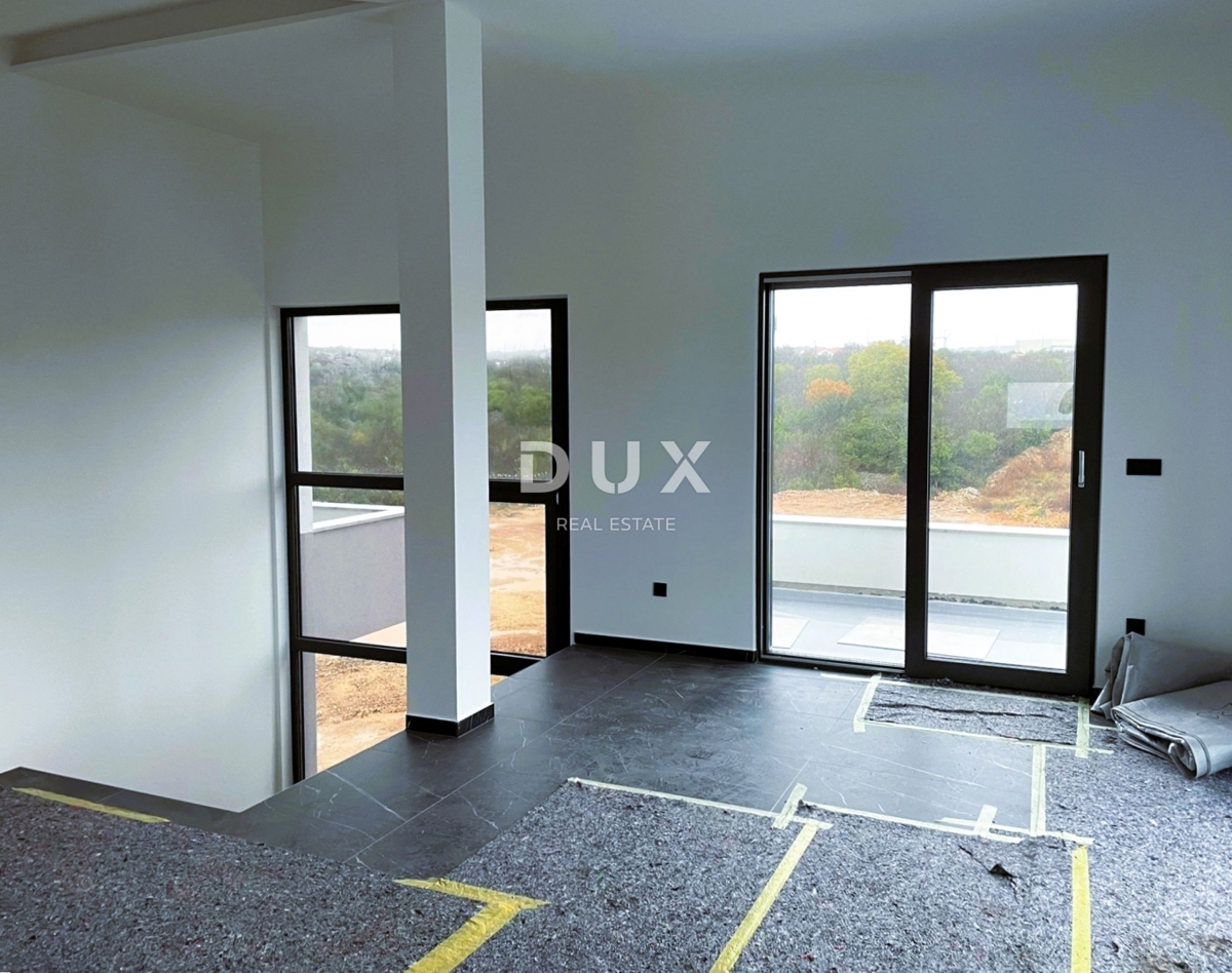 ISOLA DI KRK, CITTÀ DI KRK - Attico moderno di 100 m2