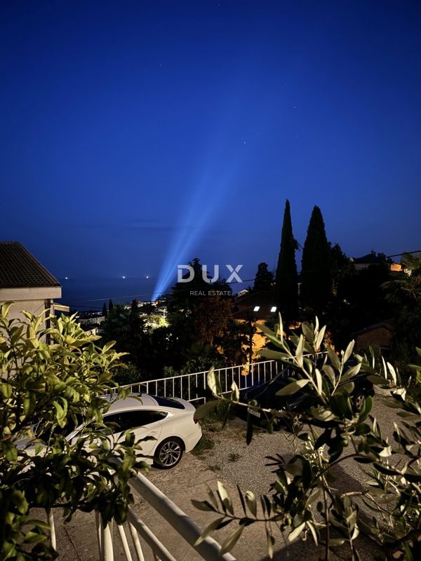 ABBAZIA - Appartamento di 118 m2 con parcheggio e vista mare