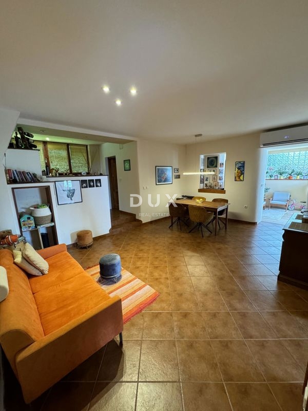 ABBAZIA - Appartamento di 118 m2 con parcheggio e vista mare