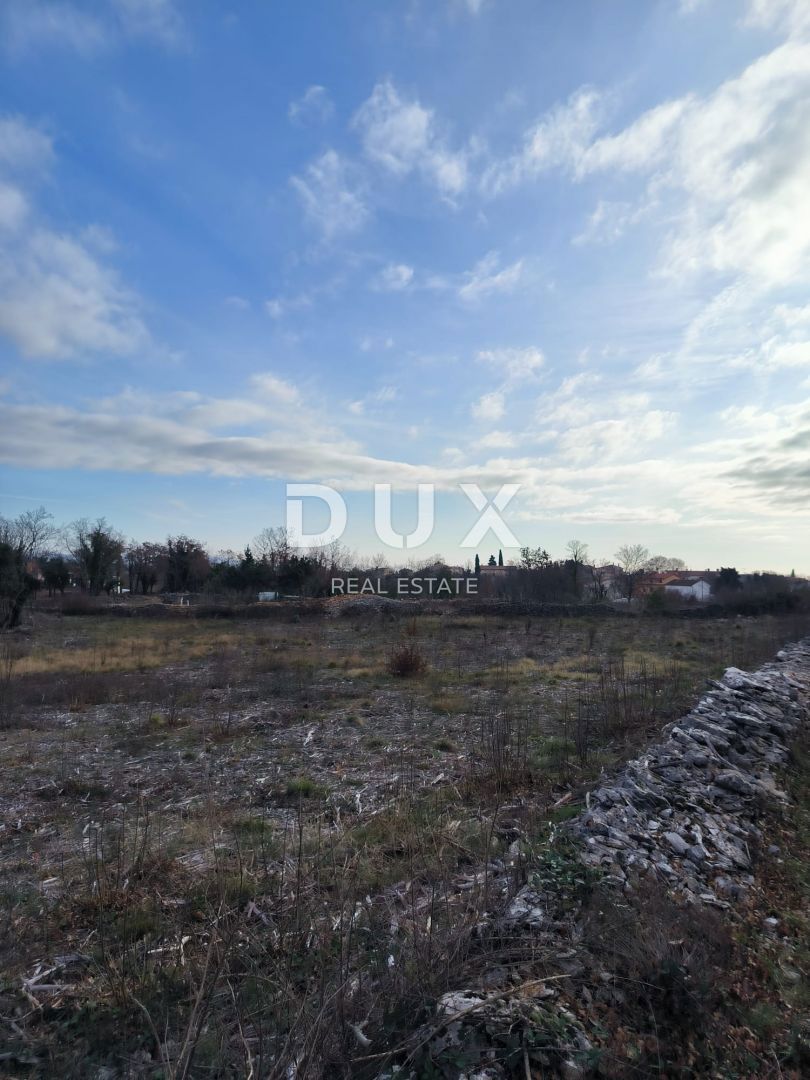 ISTRIA, MARČANA - Interessante terreno edificabile!