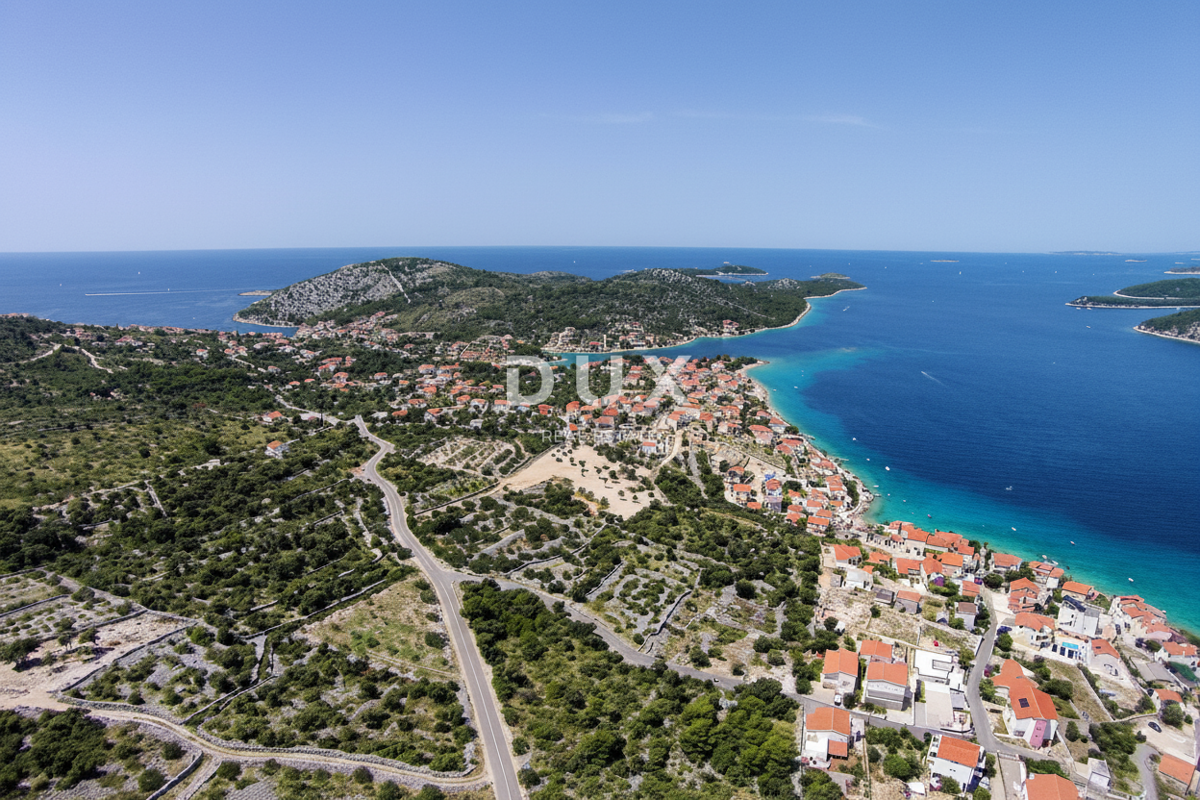 ROGOZNICA, RAŽANJ – Terreno edificabile prima fila al mare! OCCASIONE!