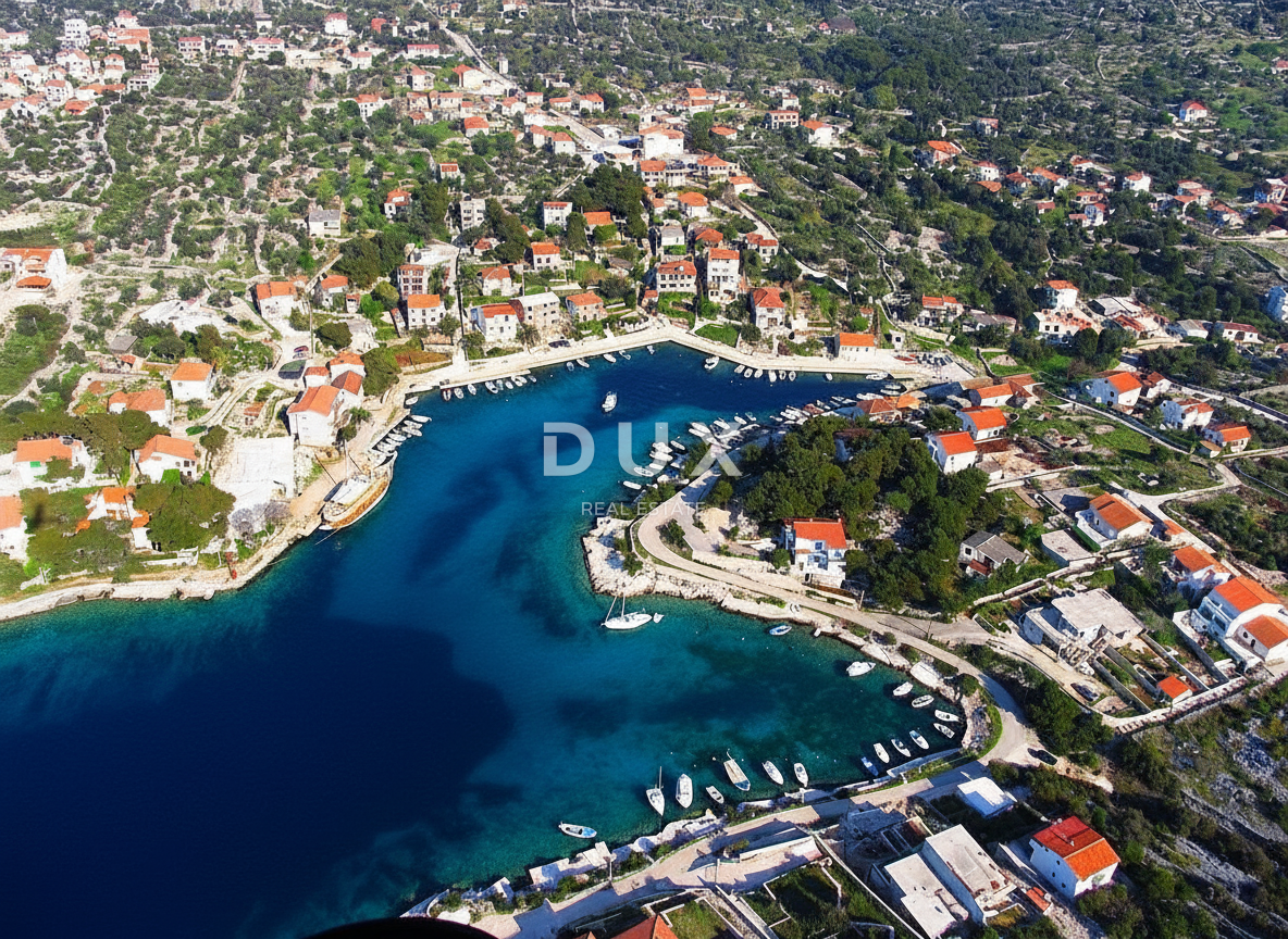 ROGOZNICA, RAŽANJ – Terreno edificabile prima fila al mare! OCCASIONE!