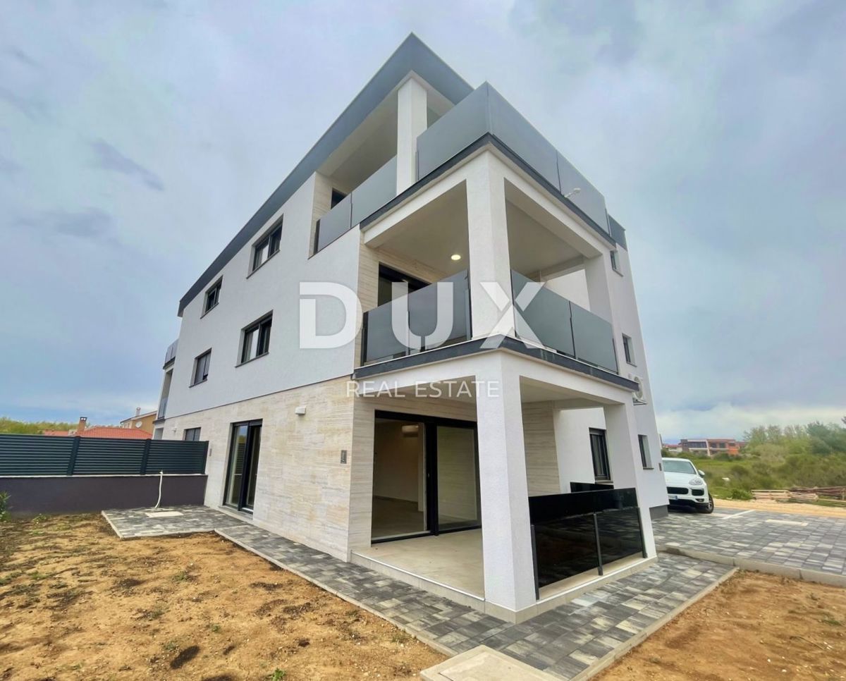 ZADAR, PRIVLAKA - Appartamento al primo piano di un nuovo edificio, a 80 metri dal mare