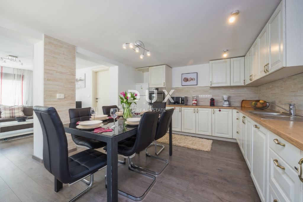 ISTRIA, MEDULIN - Casa indipendente con tre unità abitative e piscina!