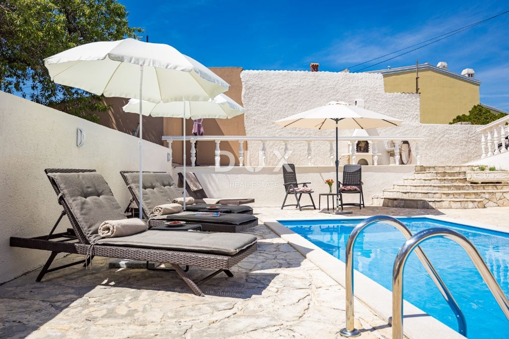 ISTRIA, MEDULIN - Casa indipendente con tre unità abitative e piscina!